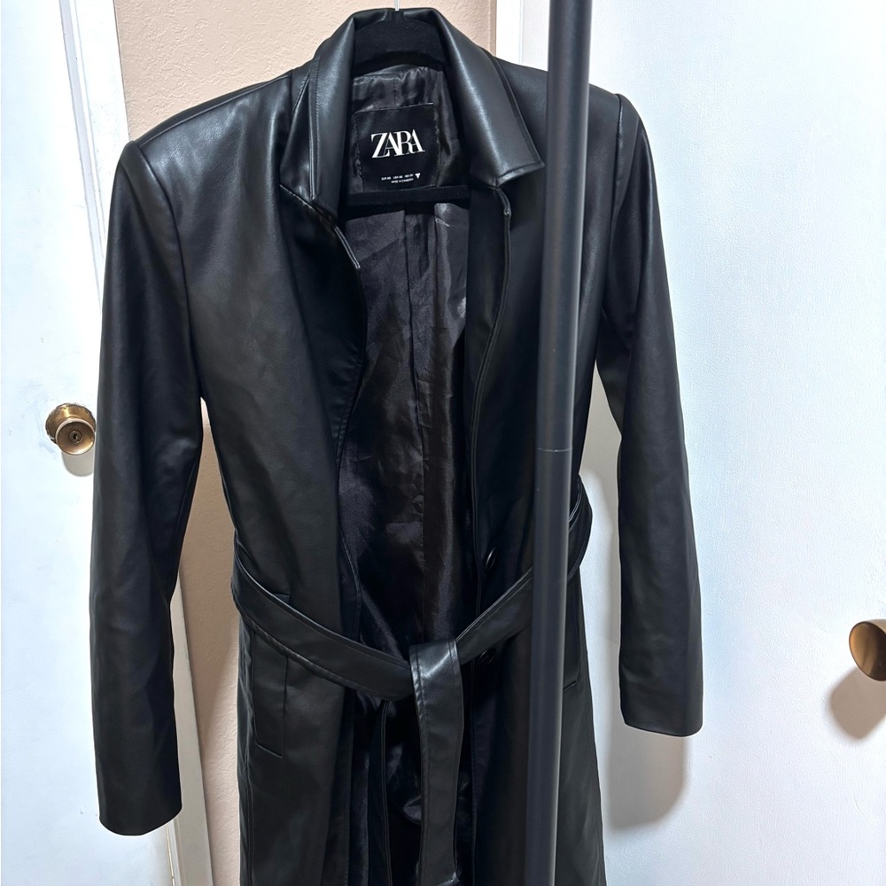 Bundle of 2 Women’s Coats Zara & FN